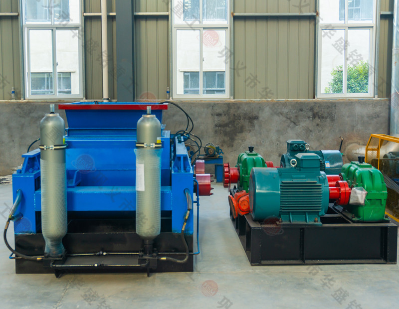  破碎煤矸石的雙齒輥破碎機廠家如何選擇？